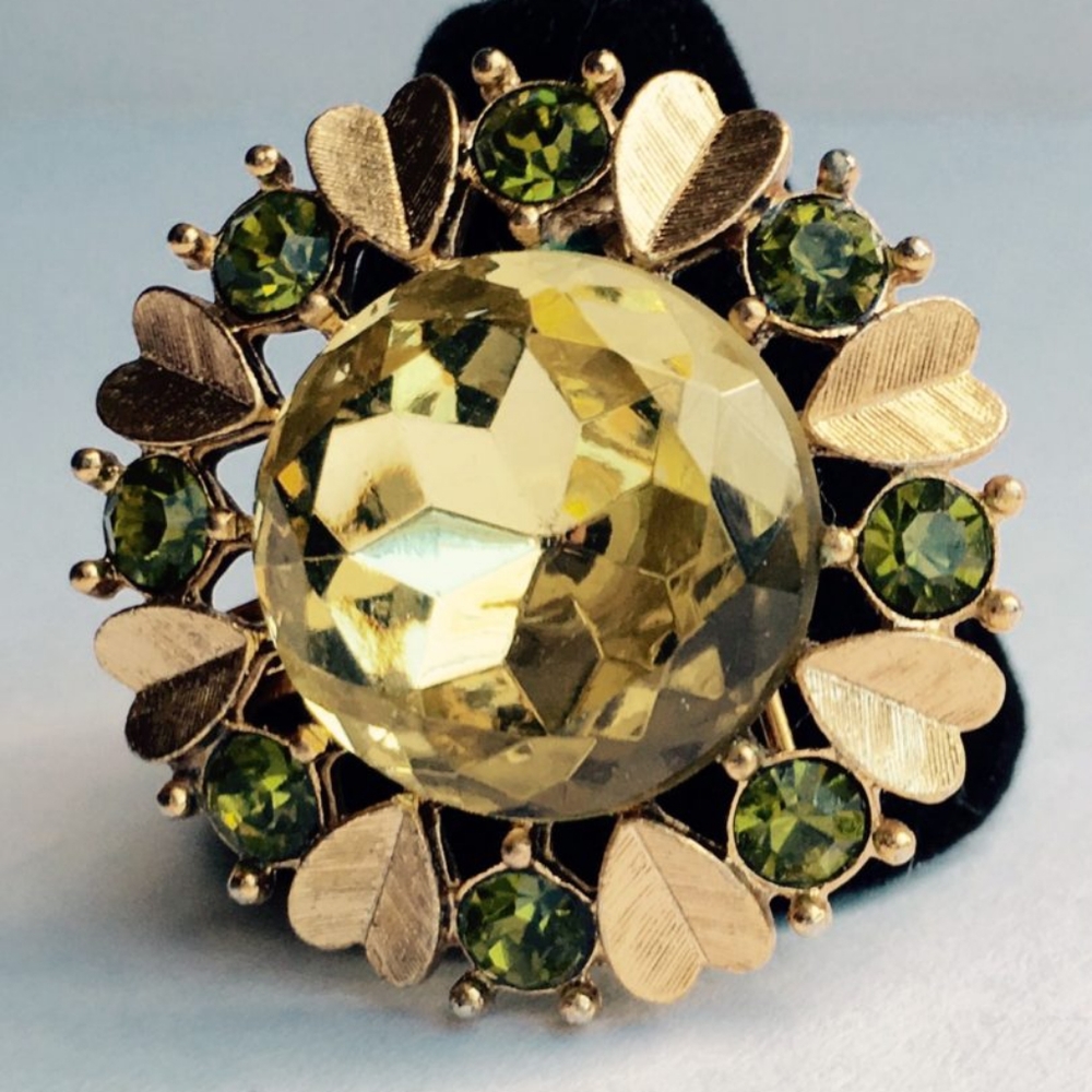 Vintage Avon Rhinestone Heart Brooch/Necklace